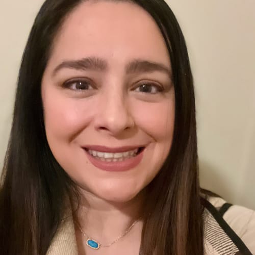 Headshot of Gloria Saenz, LPC