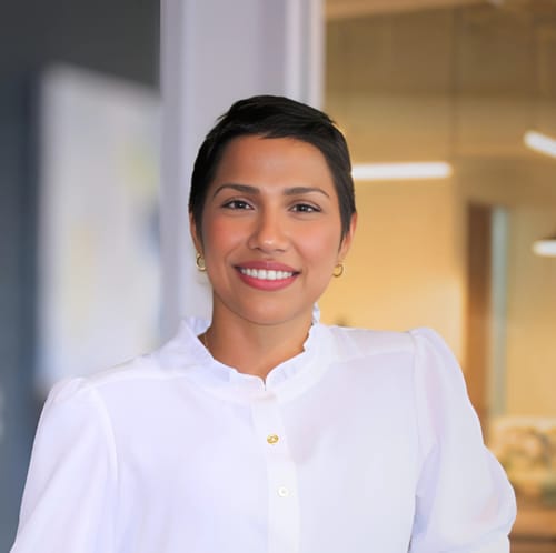 Headshot of Yanira Uresti, Tenacity Counseling Center, LPC