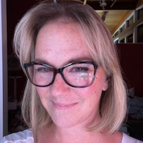 Headshot of Jennifer Larsen-Evans, PSYCHOLOGIST