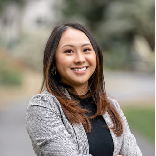Headshot of Tina Xiong Gonzalez, LCSW