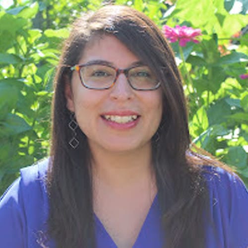 Headshot of Jennifer De La Rosa, LPC