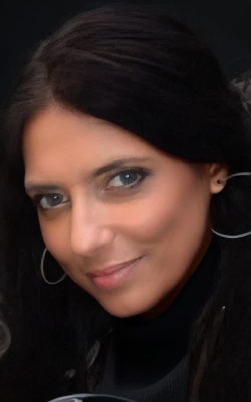 Headshot of Jennifer Roth, LMHC