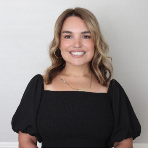 Headshot of Lady Narvaez, LPC