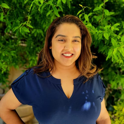 Headshot of Zaheen Allibhoy, LCSW