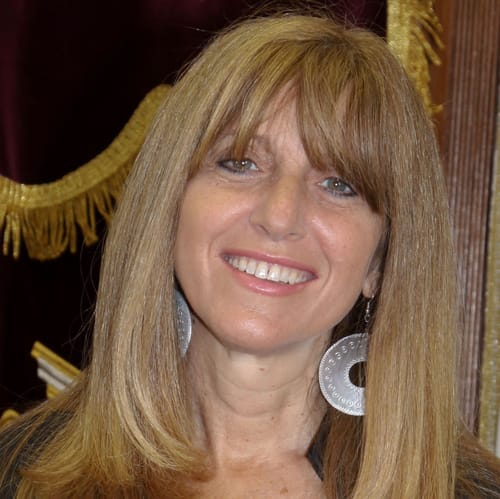 Headshot of Tani Foger, LPC