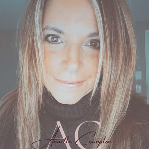 Headshot of Annette Crampton, LCPC