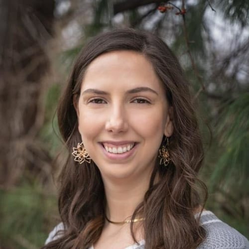 Headshot of Amy Rivituso, LPC