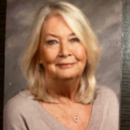 Headshot of Susan McGowan, MFT