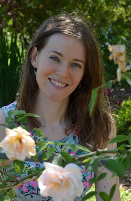 Headshot of Leslie Michelle Garber, LCSW