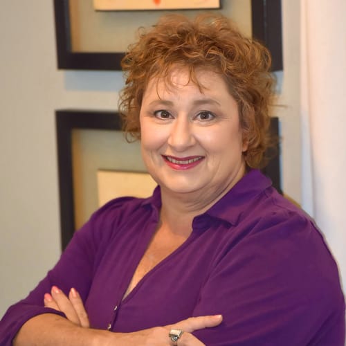 Headshot of Mendy Daniels, LCSW