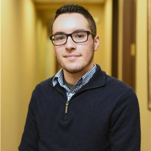Headshot of Leon Zohrabian, LMHC