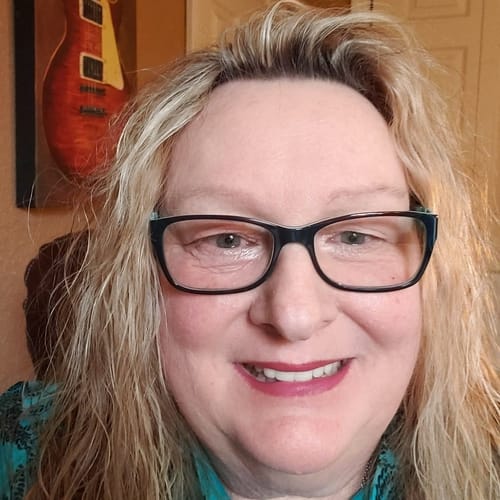 Headshot of Anna Weaver, LMHC