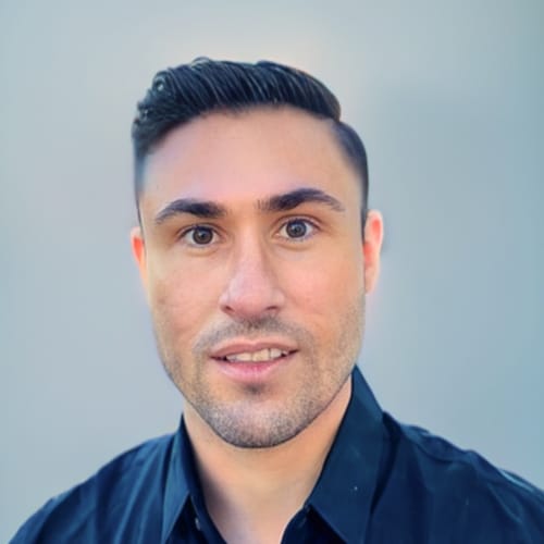 Headshot of Dean DeRenzo, LMHC