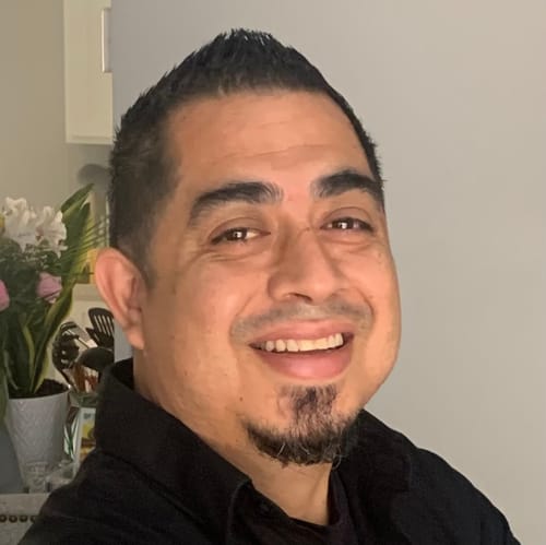 Headshot of Octavio Hernandez, LCSW