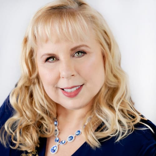 Headshot of Laura Strom, LMFT