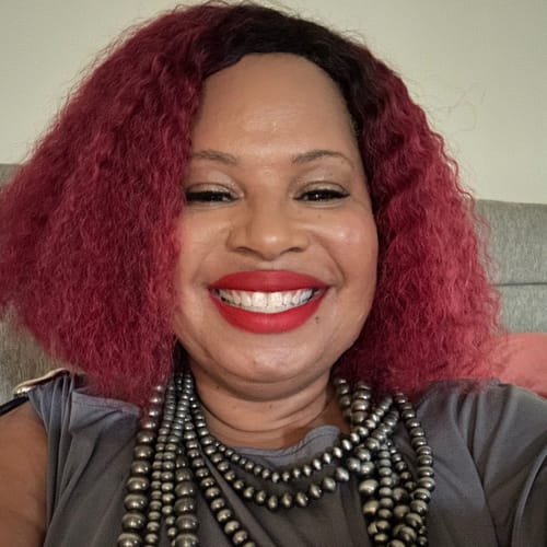 Headshot of Wanda Bush, LPC