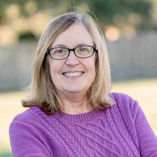 Headshot of Jennifer Gatlin, LPC