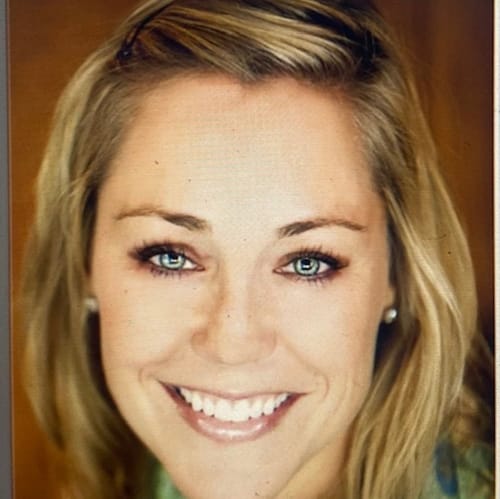 Headshot of Racheal Ennis, LMFT