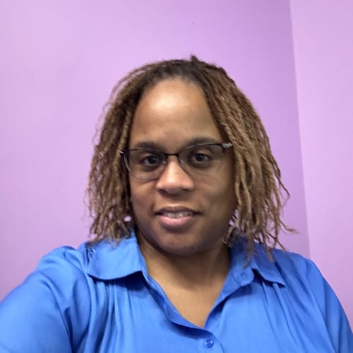 Headshot of DeWan McPherson, LPC