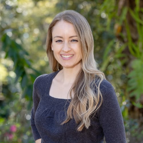Headshot of Melanie Rose, LMFT