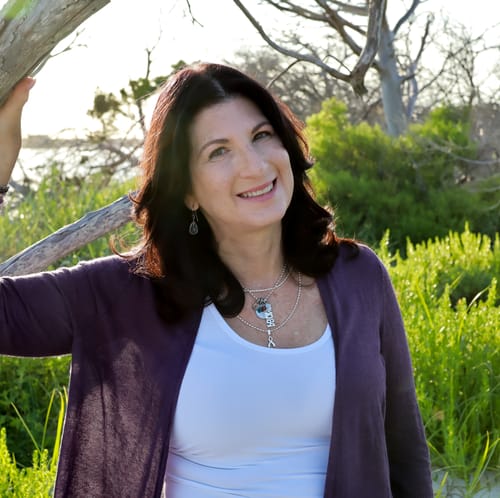 Headshot of Sara Kouten, LCSW