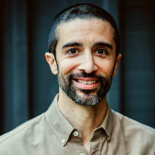 Headshot of Eric Alcala, LCSW