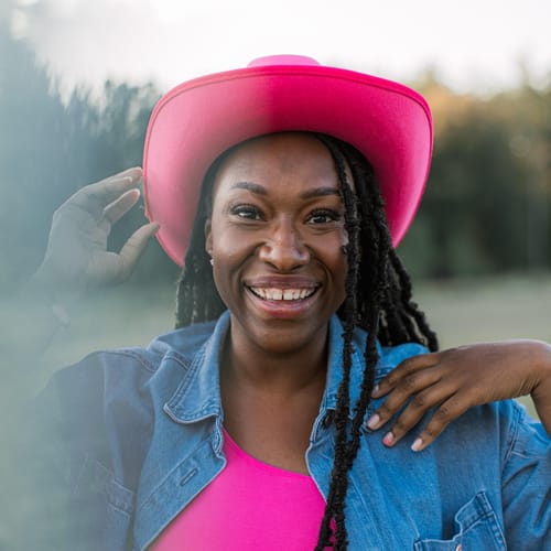 Headshot of LaTia Edwards, LCMHC