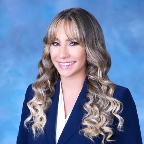 Headshot of Anabel Ruiz, APRN