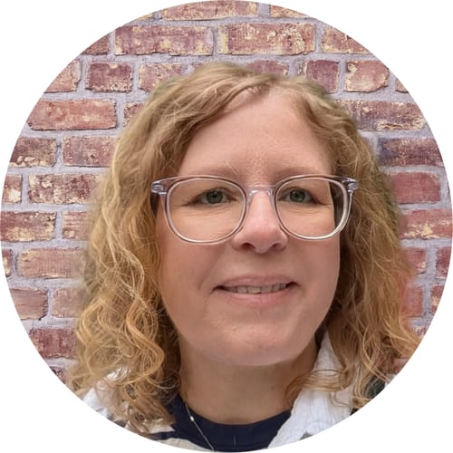 Headshot of Angela Gilbert, LCSW