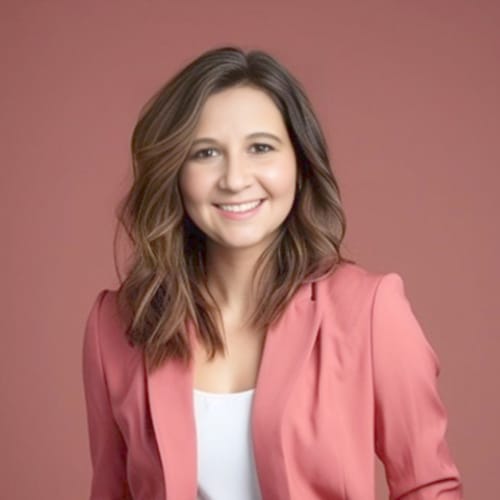 Headshot of Yuritza Medina Ramirez, APRN