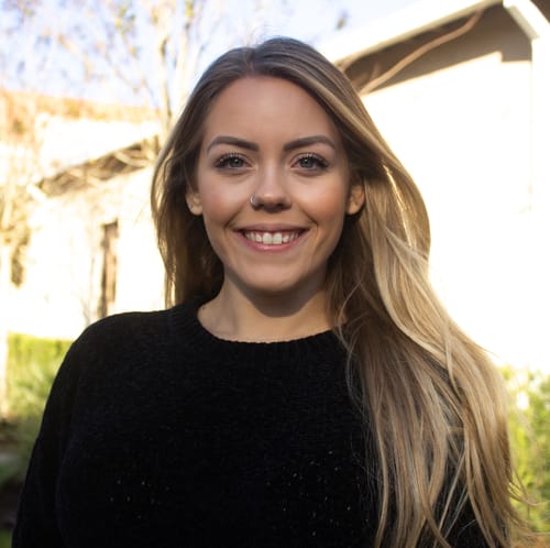 Headshot of Nicole Monteiro, LMHC
