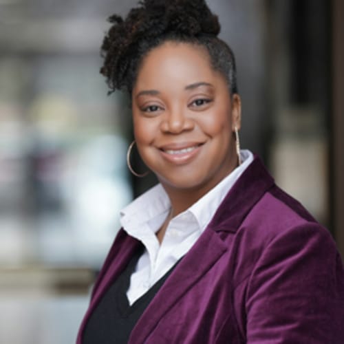 Headshot of Mia Bush, LMHC