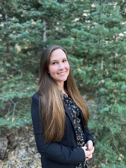 Headshot of Jacqueline Davis, LPCC