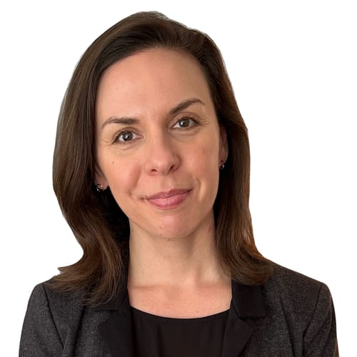 Headshot of Livia Ataide, LMHC
