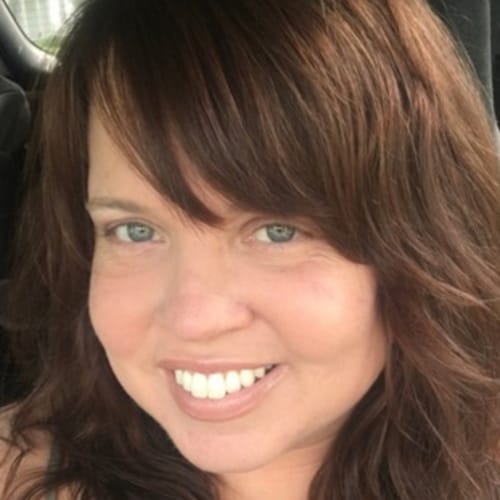 Headshot of Nicole McNeil, LPC