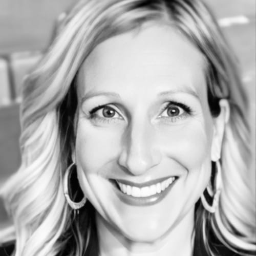 Headshot of Shelley Rychener, LMSW