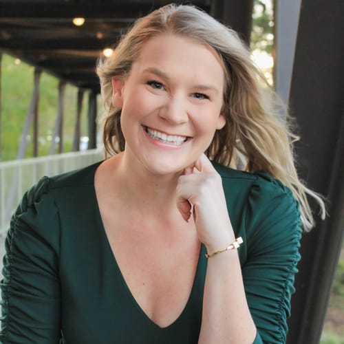 Headshot of Megan Tomek, LPC