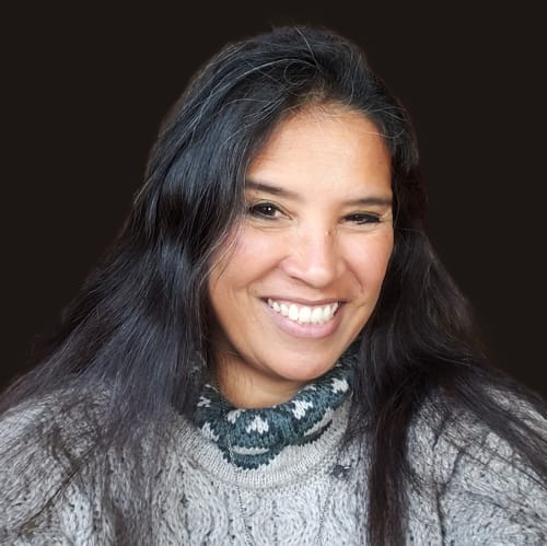 Headshot of Laura Giles, LCSW
