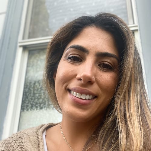 Headshot of Yanina Rivera Lopez, LCSW