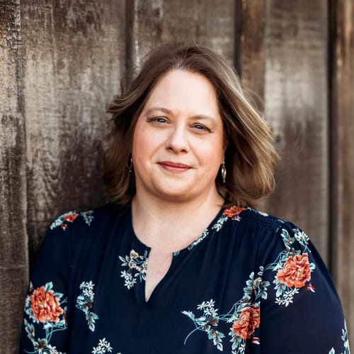 Headshot of Terri Griswold-Dodgson, LCPC
