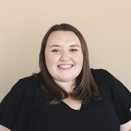 Headshot of Emily Konicki, LMFT