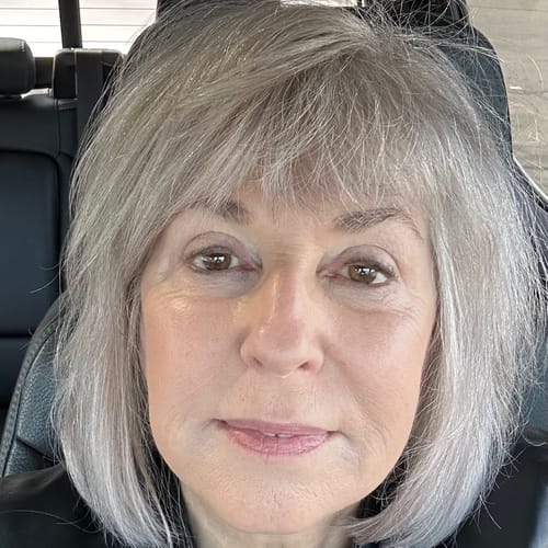 Headshot of Diane Banic, LICENSED_PSYCHOLOGIST