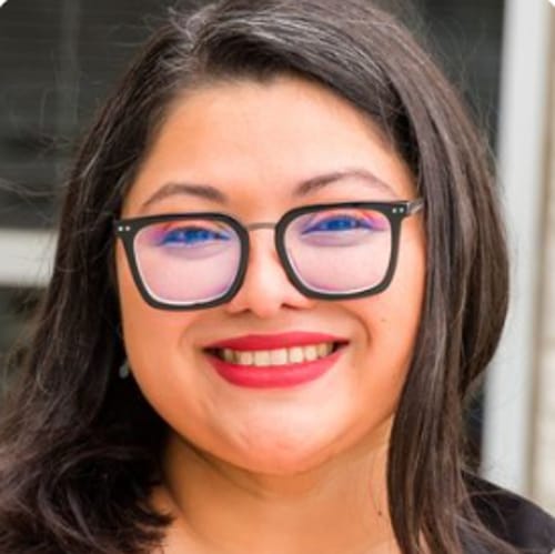 Headshot of Linda Garcia Cruz, LISW