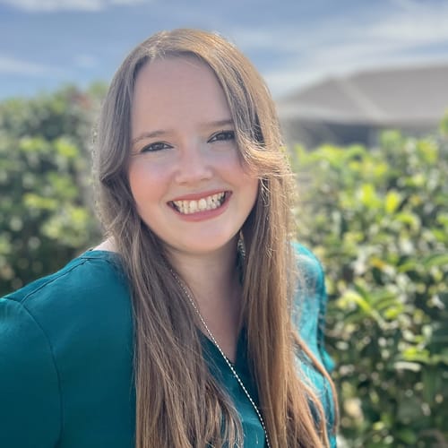 Headshot of Rachel McVey, LMHC