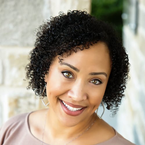 Headshot of Simone Cannon, LPC