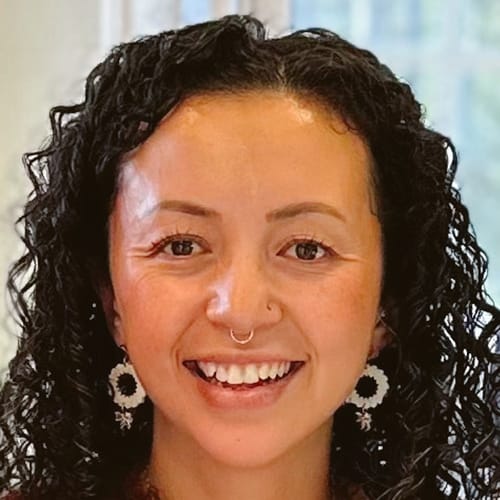 Headshot of Stephanie Makani, LPC