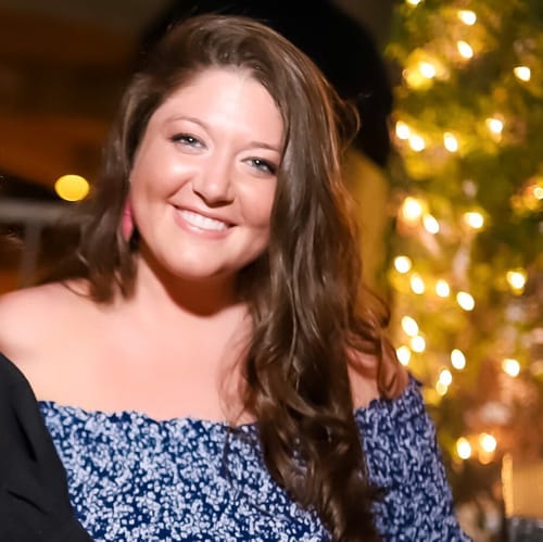 Headshot of Nicole Bethavas, LCSW