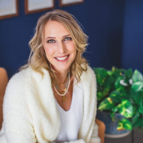 Headshot of Dana Sutter, LIMHP