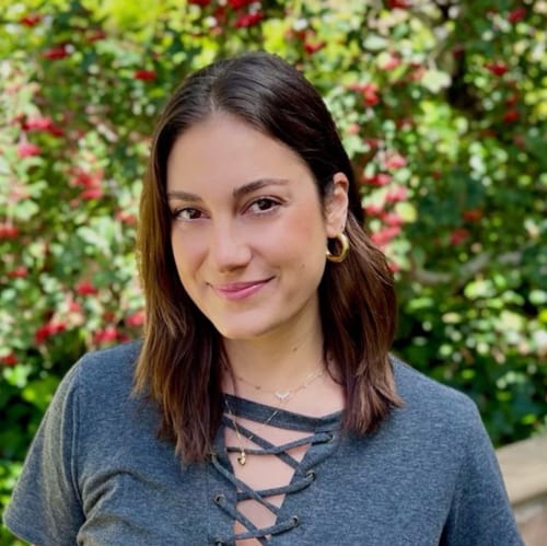 Headshot of Adriana Bagdasarian, LMFT