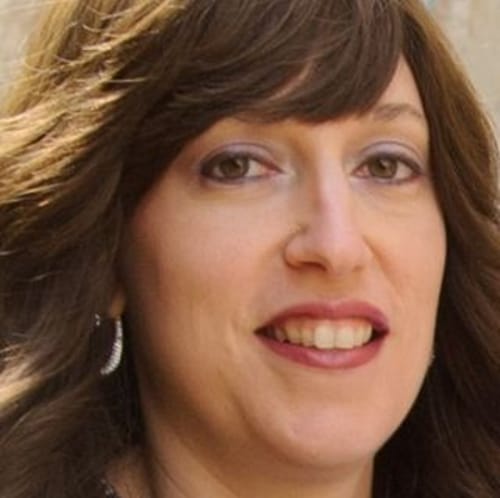 Headshot of Rachel Gordon, LCSW